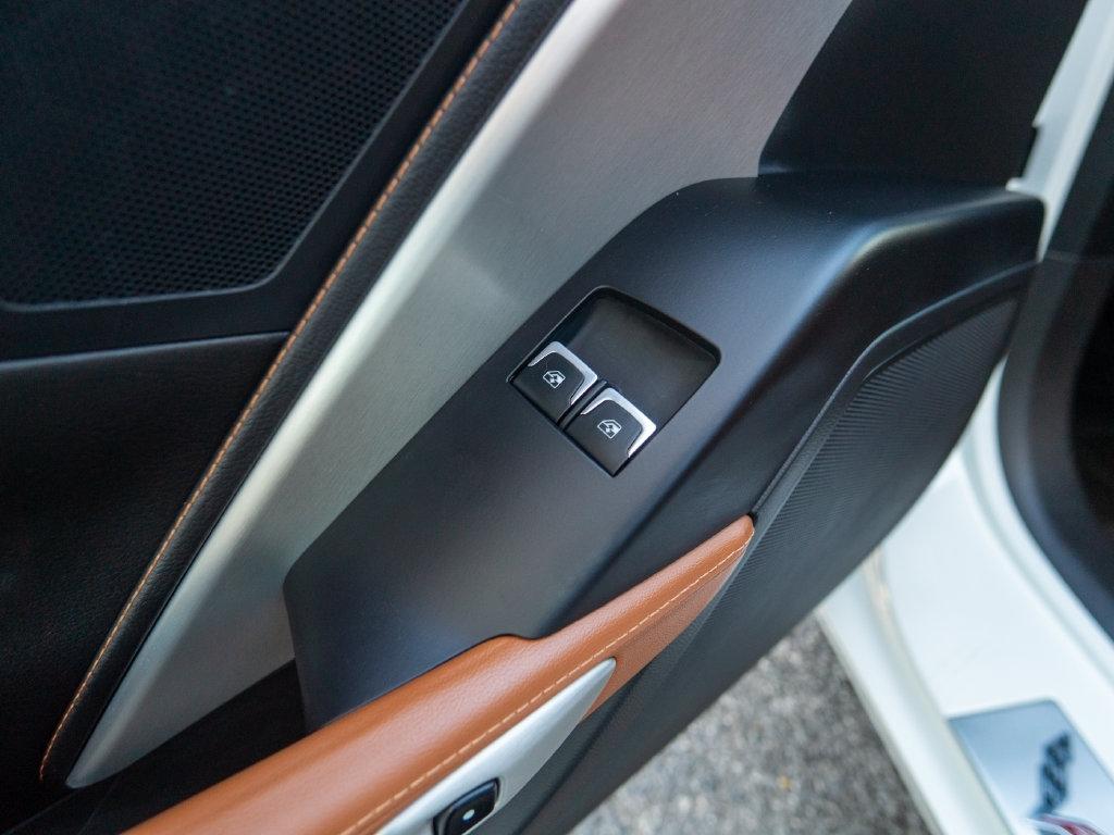 Chevrolet Corvette photo 14