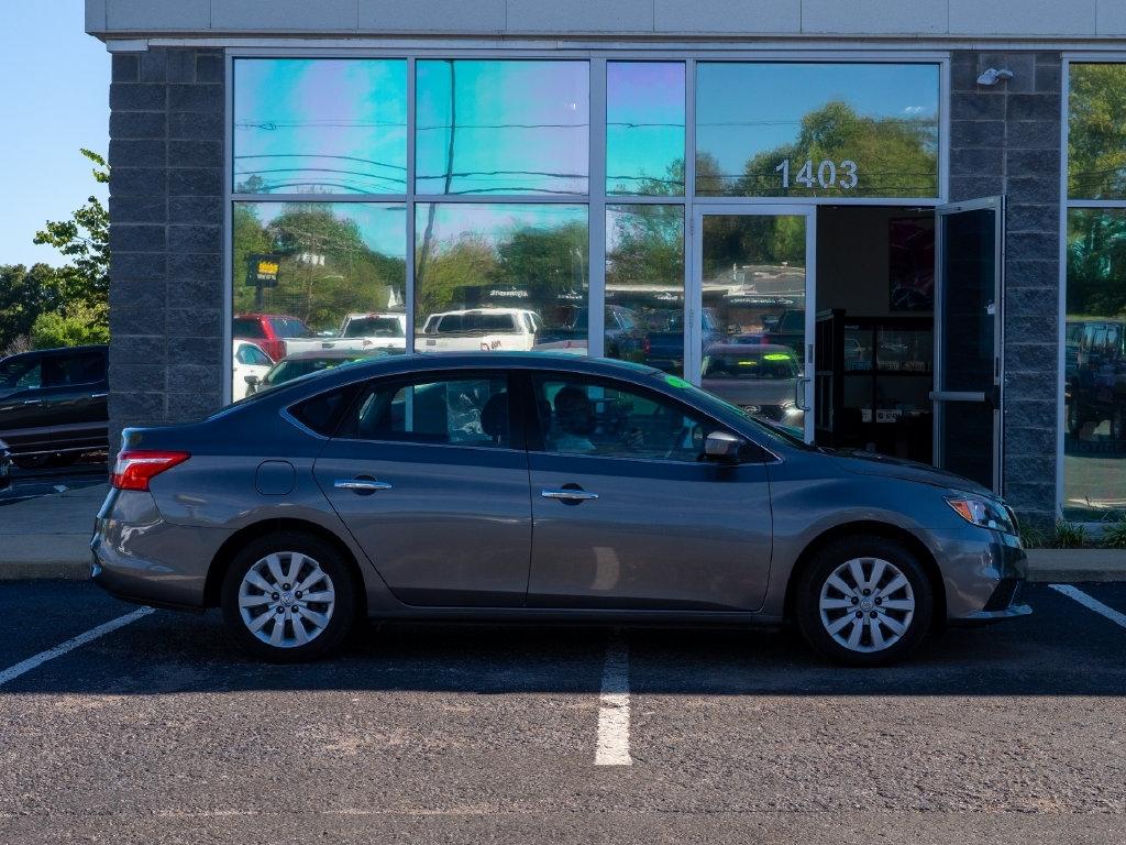 Nissan Sentra  2018