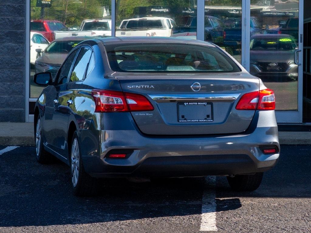 Nissan Sentra  2018