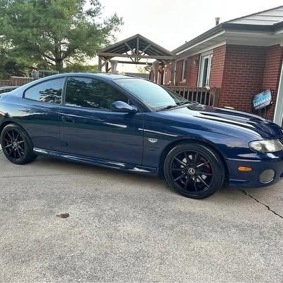 2005 Pontiac GTO Base