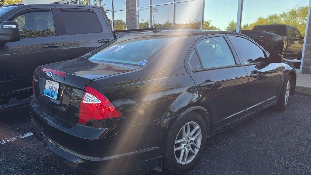 Ford Fusion  2012
