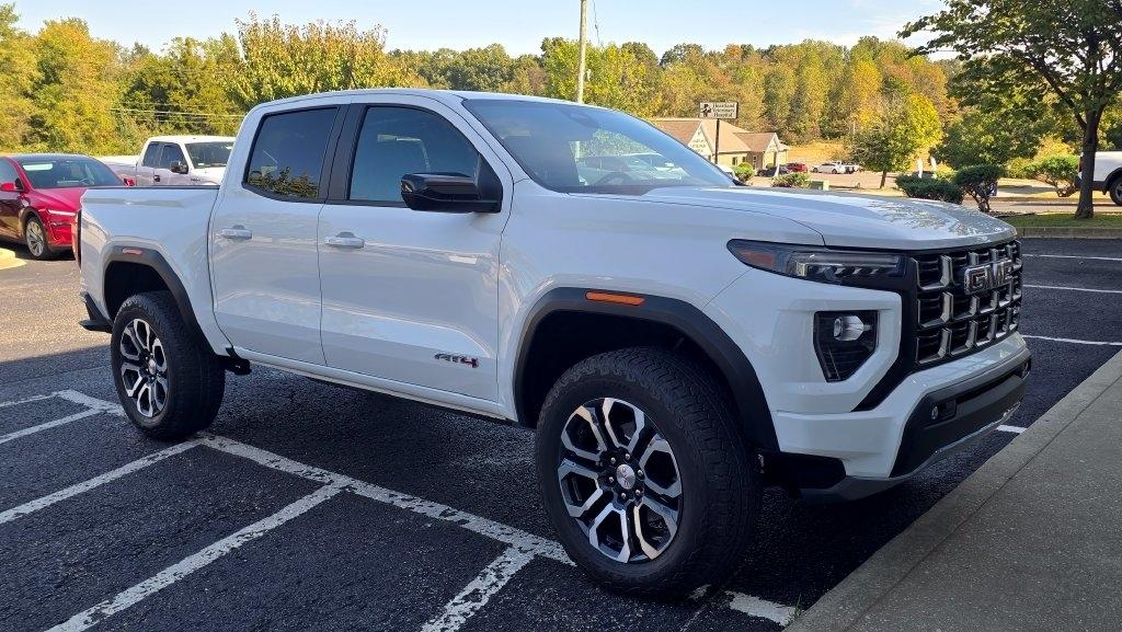 GMC Canyon  2024