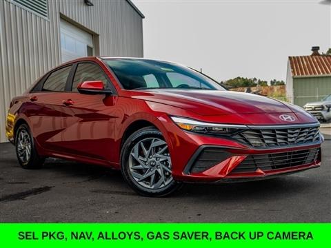 2024 Hyundai Elantra 