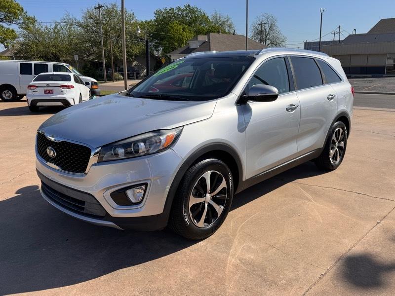 Kia Sorento EX V6 2WD 2016