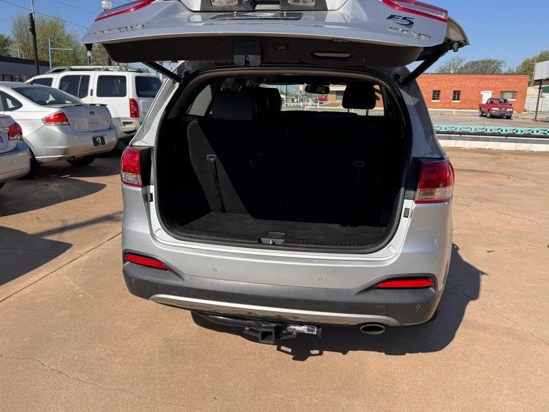 Kia Sorento EX V6 2WD 2016