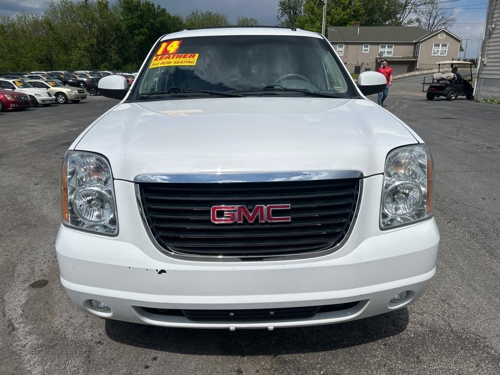GMC Yukon XL SLT 1/2 Ton 4WD 2014