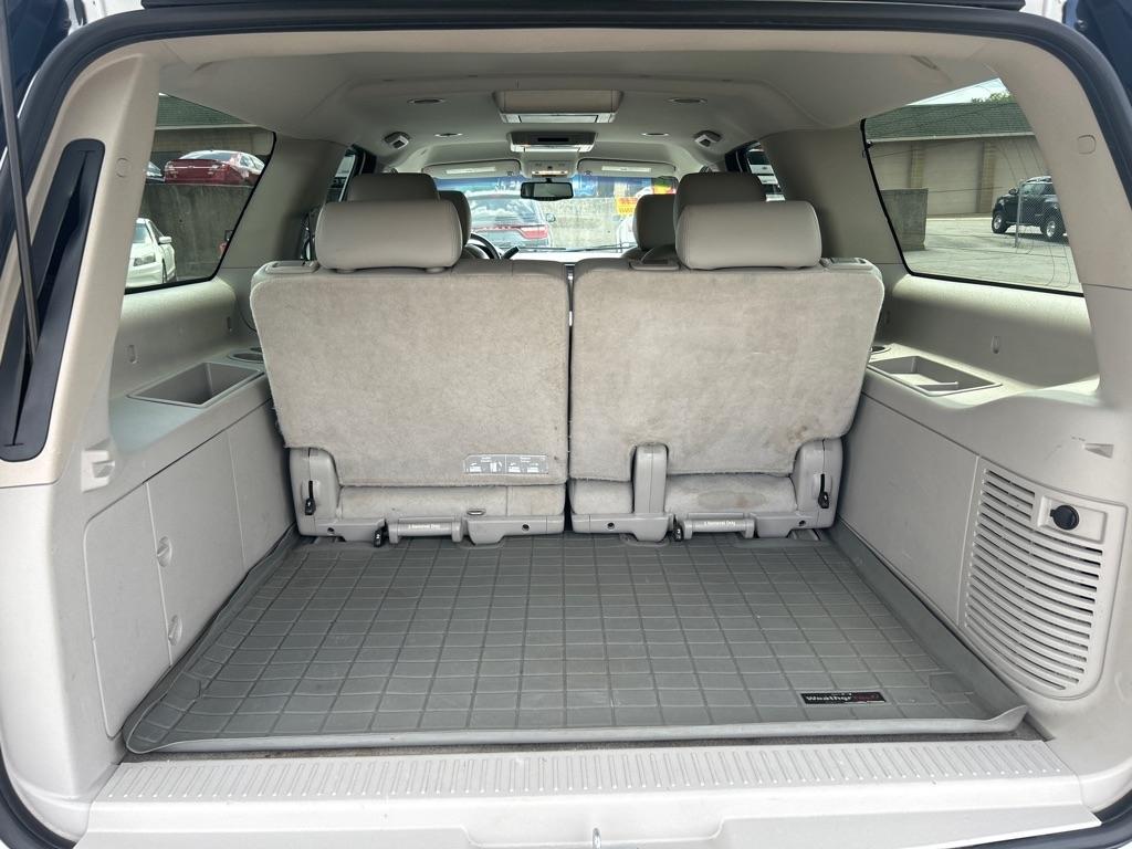 GMC Yukon XL SLT 1/2 Ton 4WD 2014