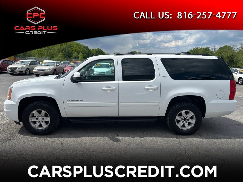 GMC Yukon XL SLT 1/2 Ton 4WD 2014
