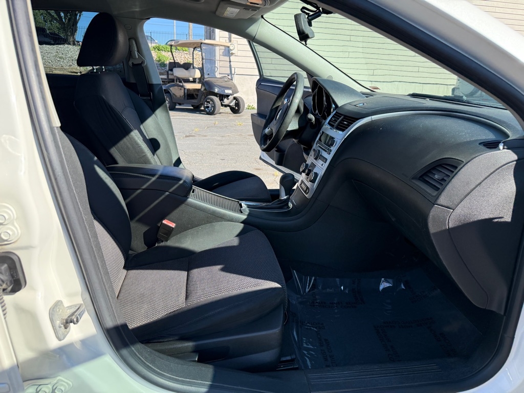 Chevrolet Malibu 1LT 2011 Chevrolet Malibu 1LT 2011