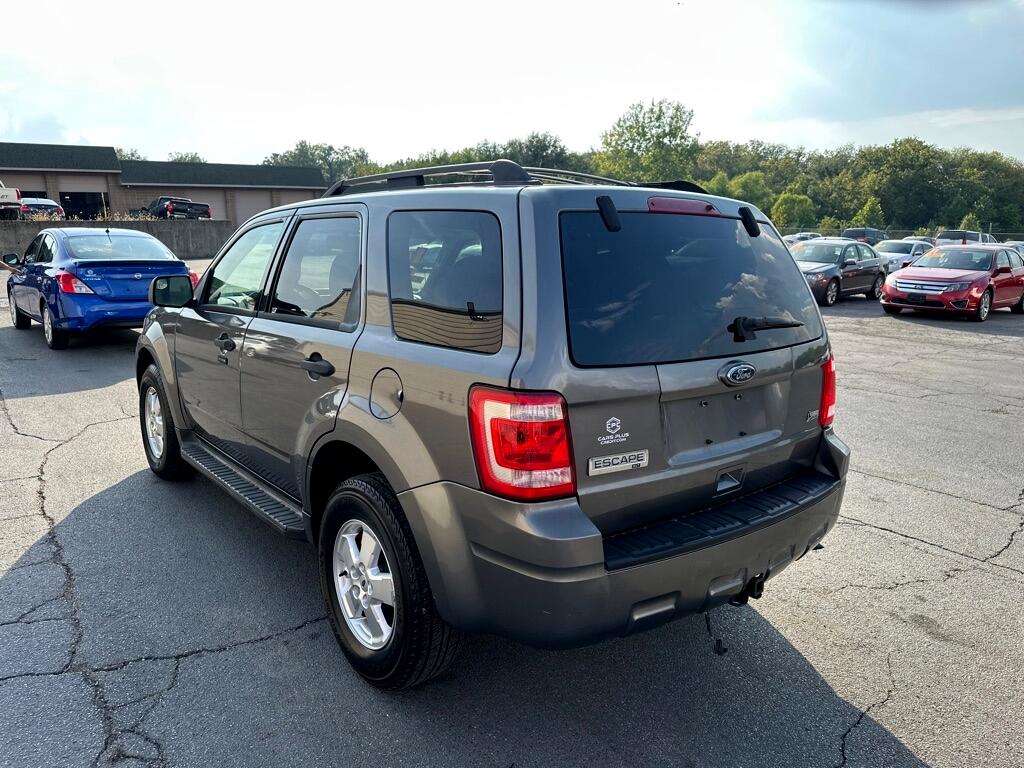 Ford Escape XLT FWD 2010