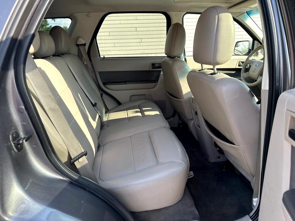 Ford Escape XLT FWD 2010