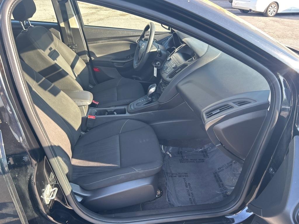 Ford Focus SE Sedan 2018