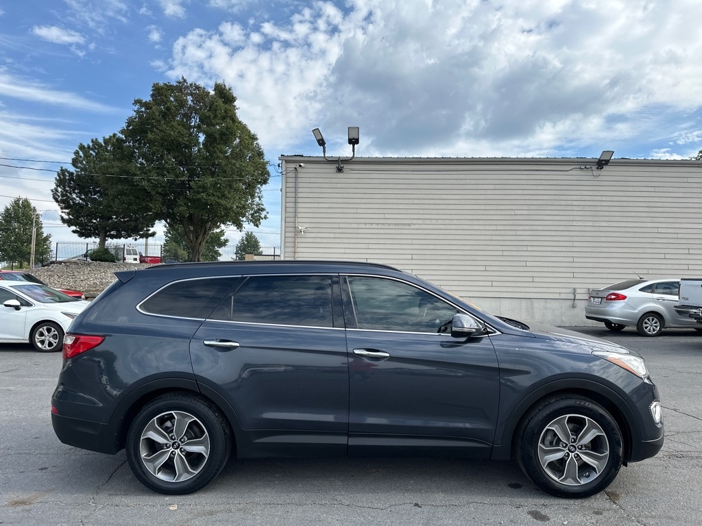 Hyundai Santa Fe GLS FWD 2013 Hyundai Santa Fe GLS FWD 2013