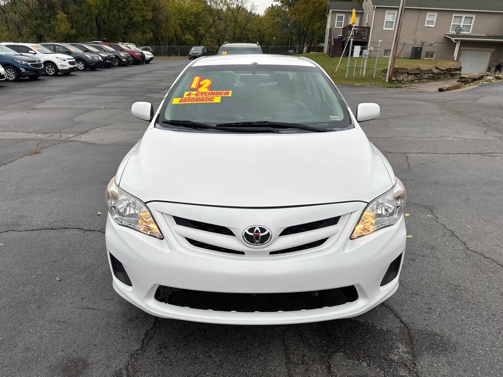 Toyota Corolla L 5-Speed MT 2012 Toyota Corolla L 5-Speed MT 2012