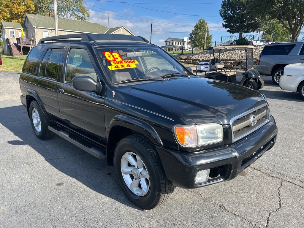 Nissan Pathfinder SE 4WD 2003 Nissan Pathfinder SE 4WD 2003