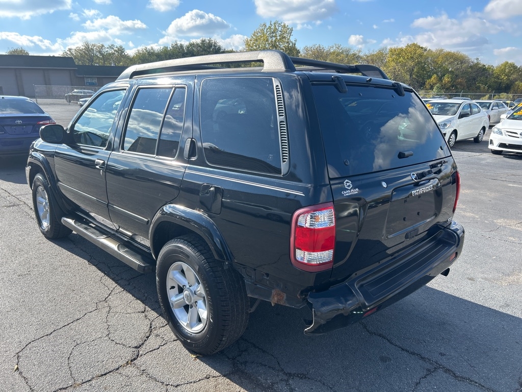 Nissan Pathfinder SE 4WD 2003 Nissan Pathfinder SE 4WD 2003
