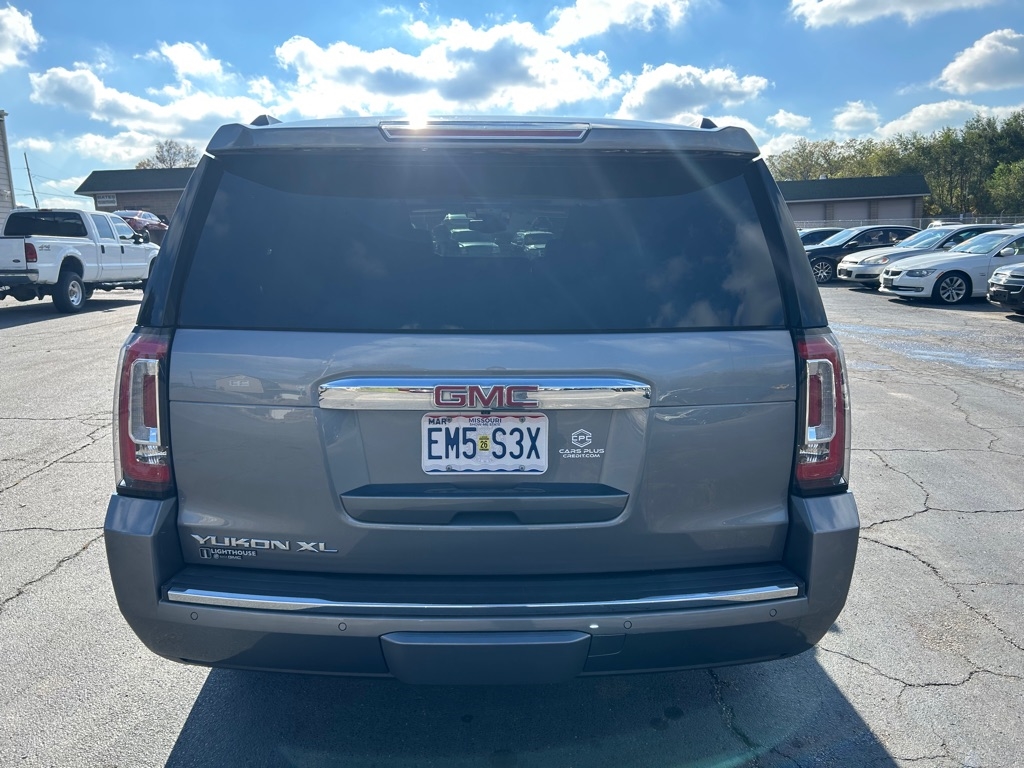 GMC Yukon XL Denali 4WD 2018 GMC Yukon XL Denali 4WD 2018