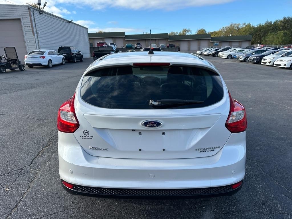 Ford Focus Titanium Hatch 2014