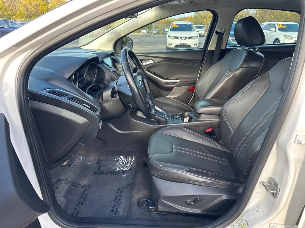 Ford Focus Titanium Hatch 2014