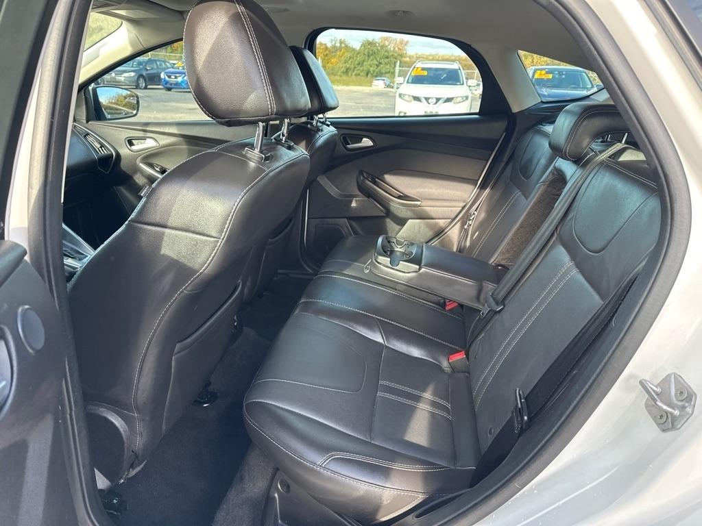 Ford Focus Titanium Hatch 2014