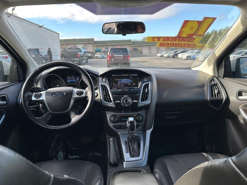 Ford Focus Titanium Hatch 2014