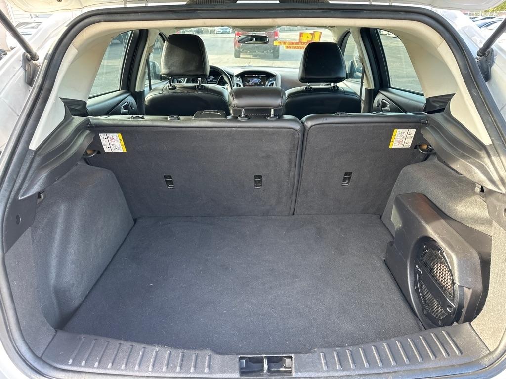 Ford Focus Titanium Hatch 2014