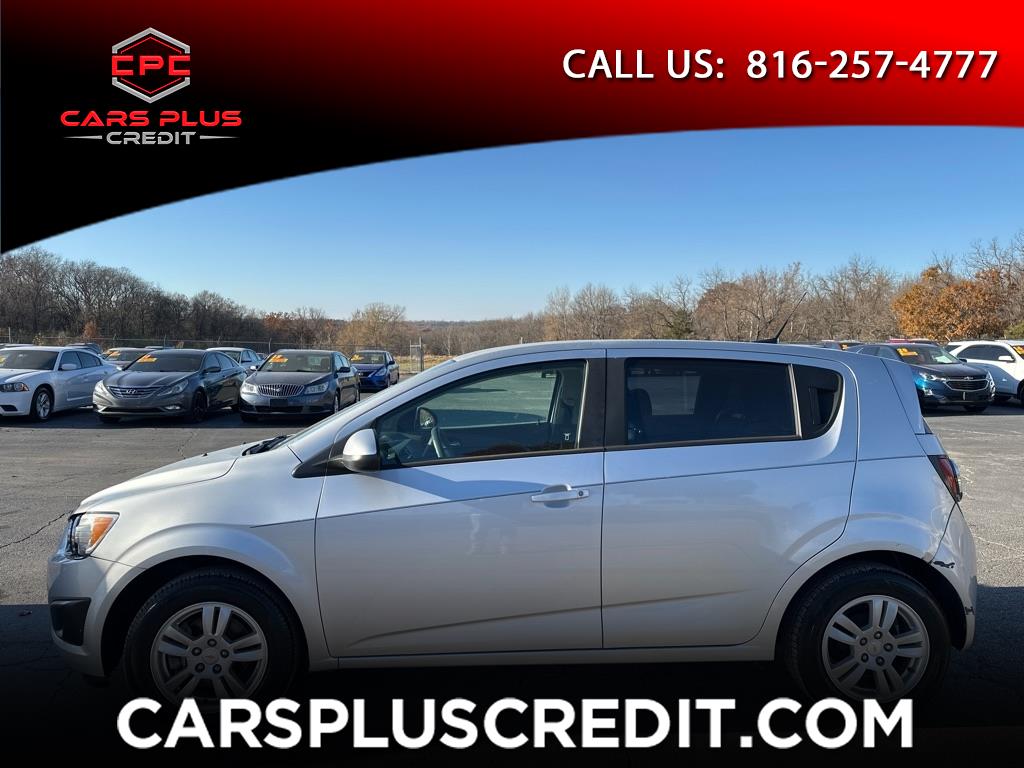2012 Chevrolet Sonic 1LS 5-Door