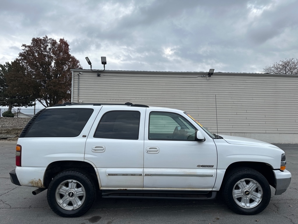 Chevrolet Tahoe 4WD 2001
