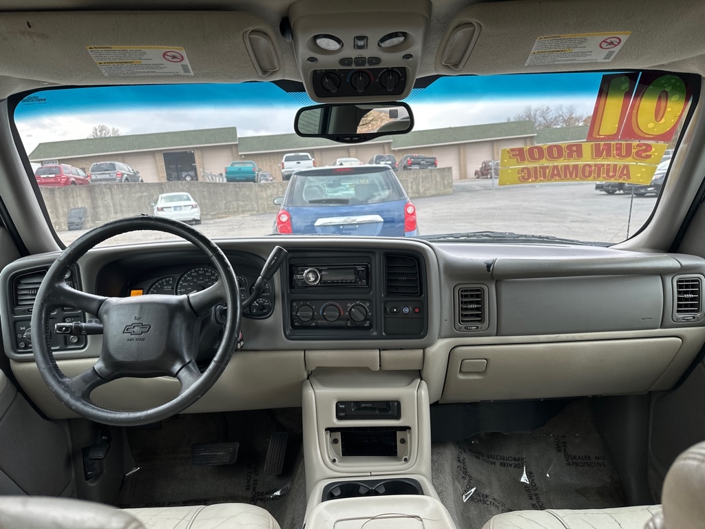 Chevrolet Tahoe 4WD 2001