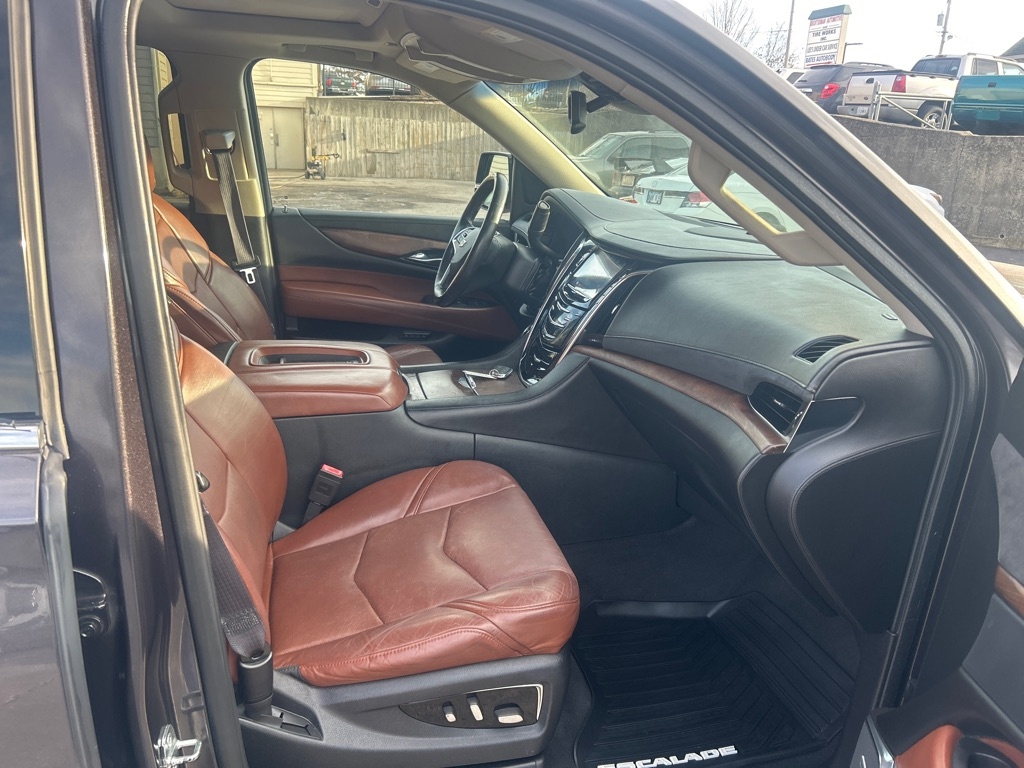 Cadillac Escalade Premium 4WD 2015