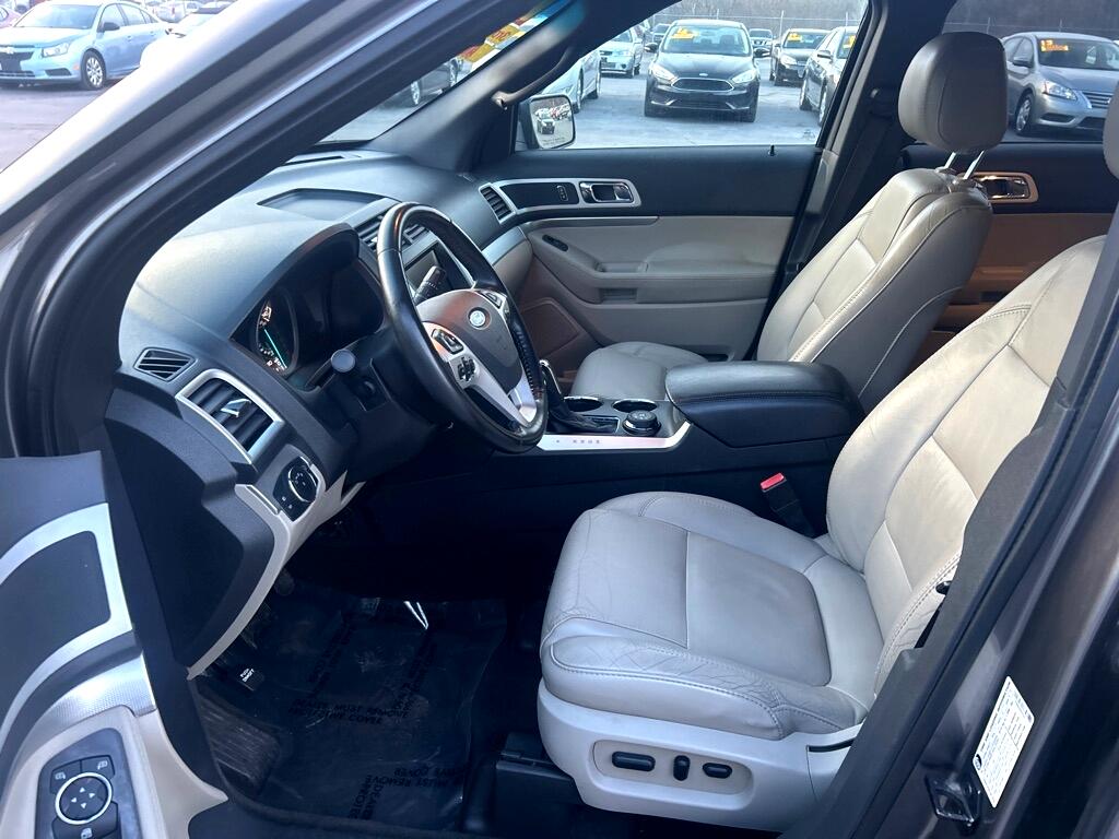 Ford Explorer XLT 4WD 2012