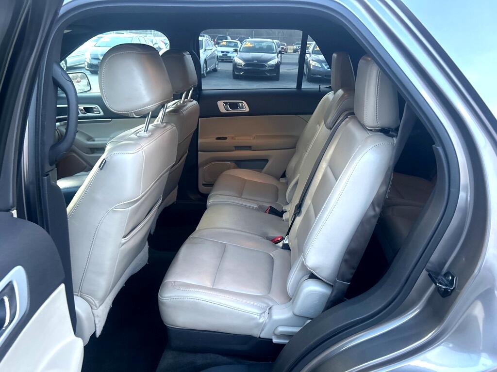 Ford Explorer XLT 4WD 2012