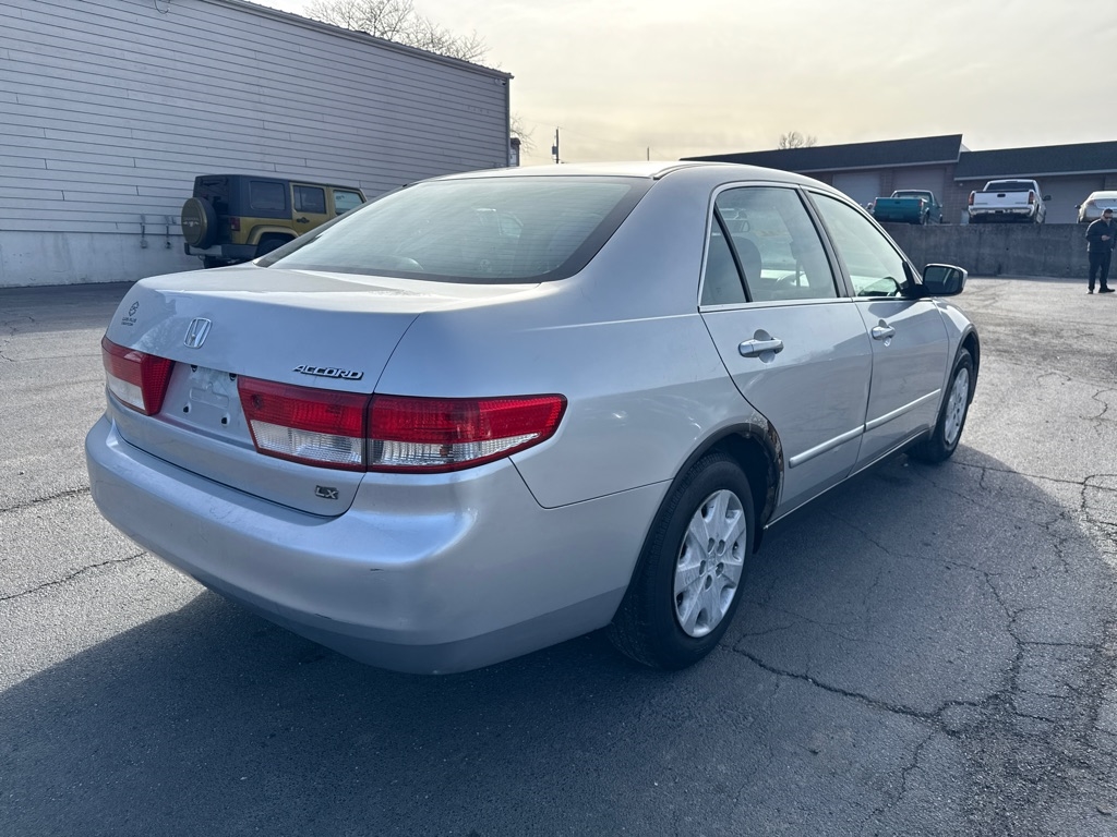 Honda Accord LX sedan AT 2003