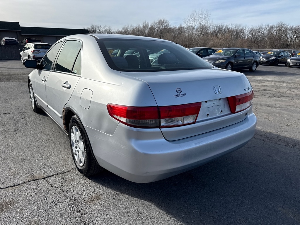 Honda Accord LX sedan AT 2003