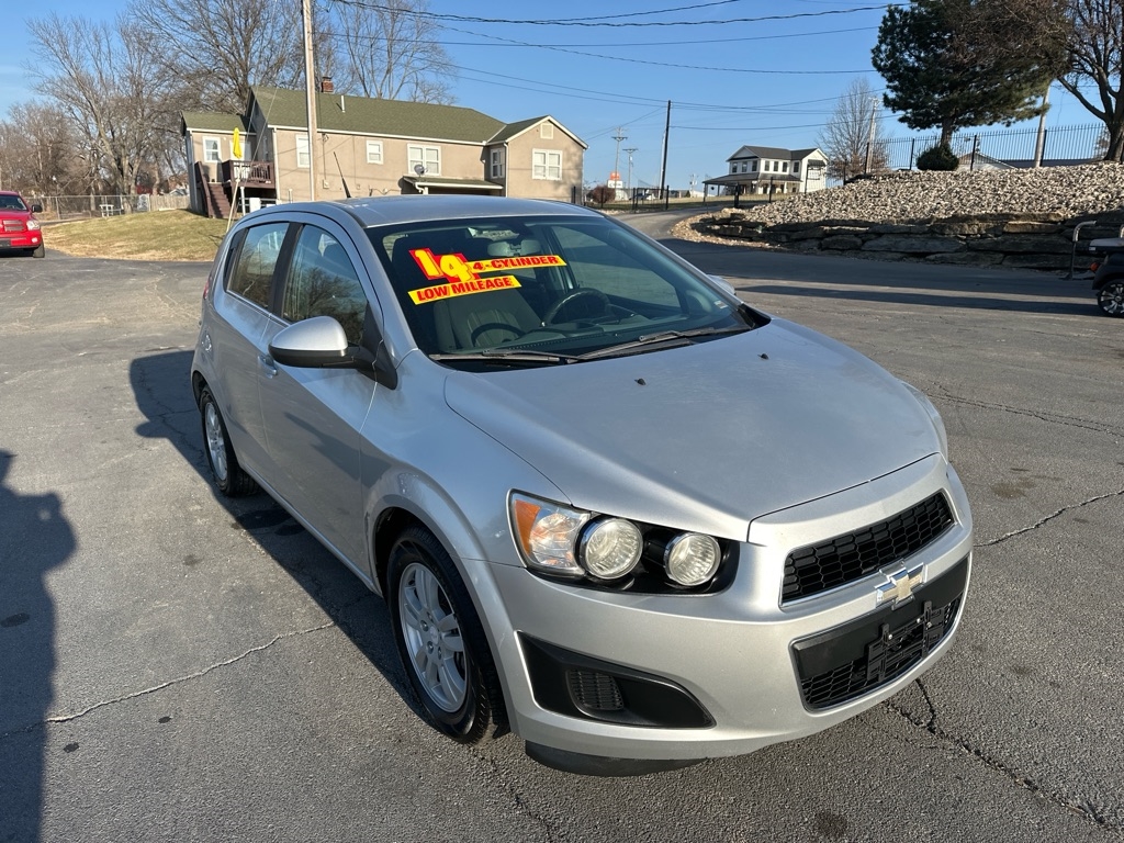 Chevrolet Sonic LT Auto 5-Door 2014