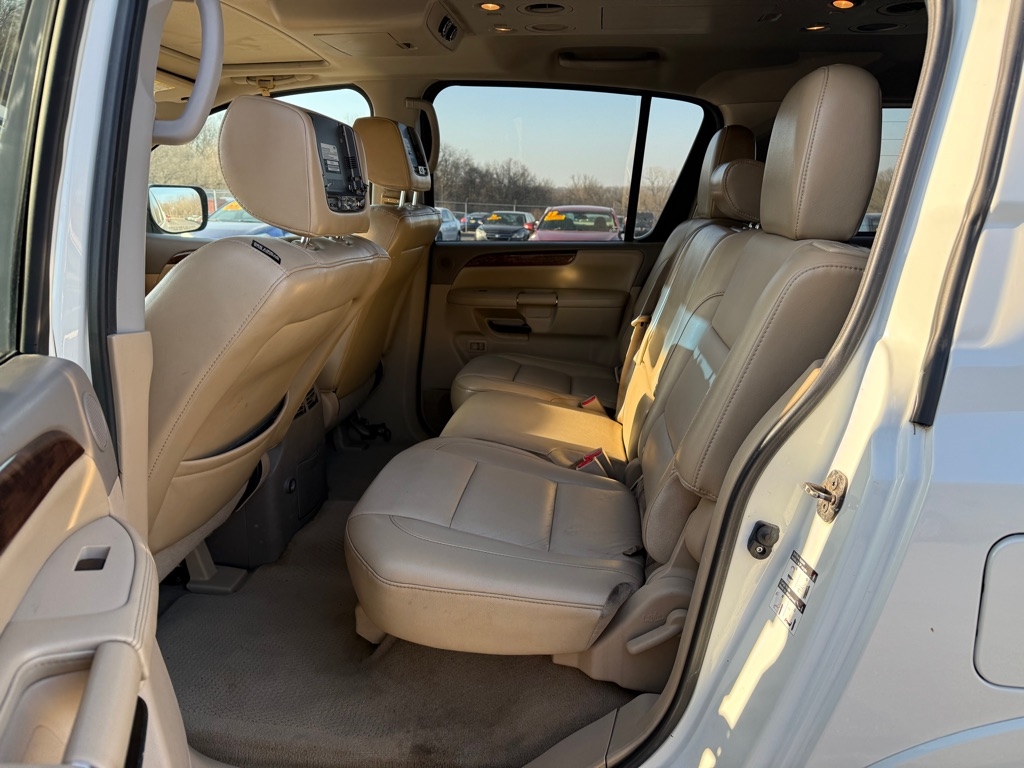 Nissan Armada SL 4WD 2014