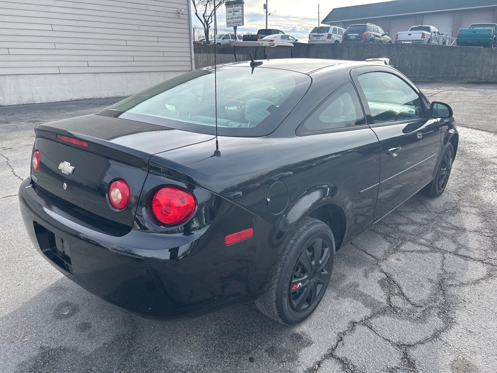 Chevrolet Cobalt LS Coupe 2010