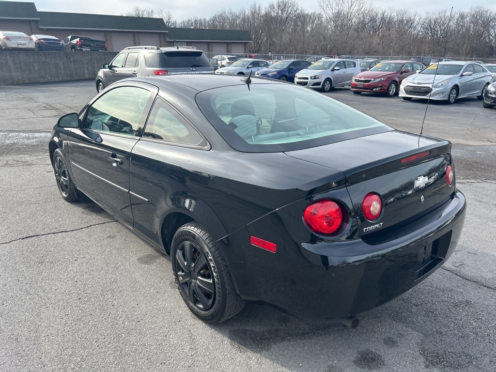 Chevrolet Cobalt LS Coupe 2010