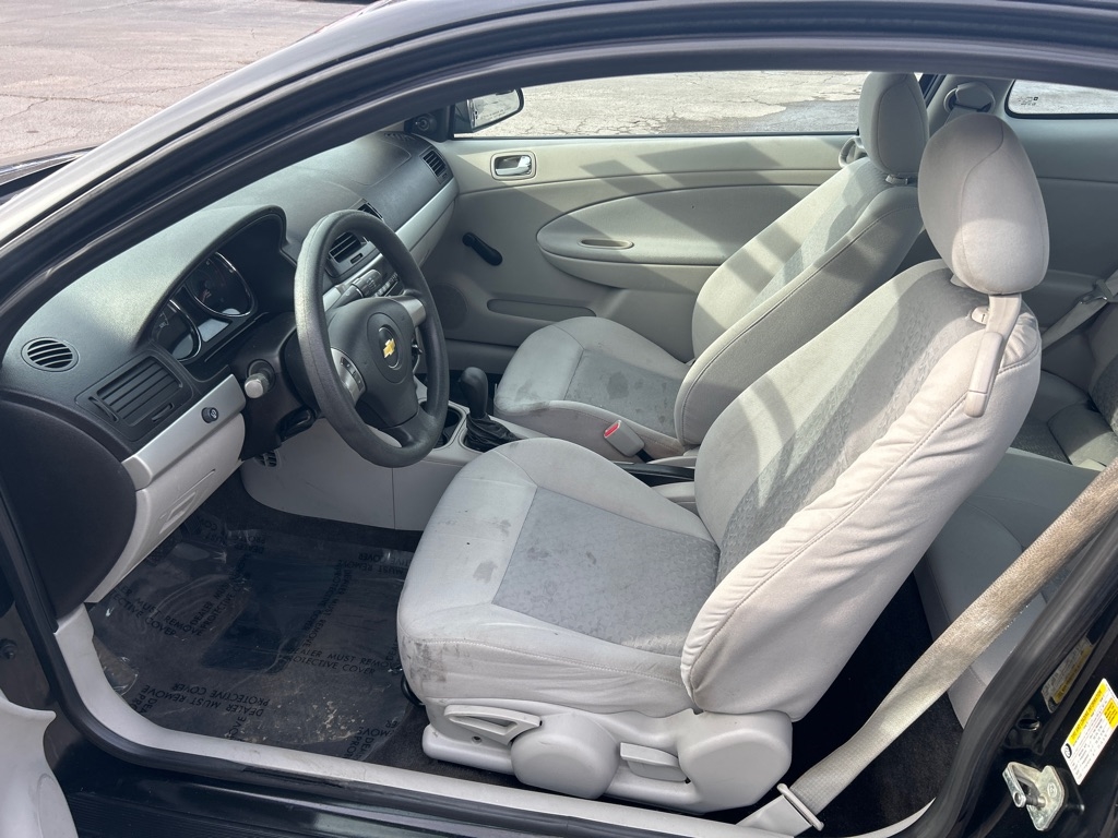 Chevrolet Cobalt LS Coupe 2010