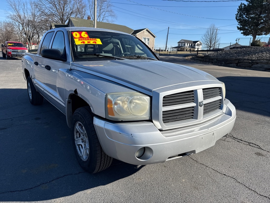 Dodge Dakota SLT Quad Cab 4WD 2006