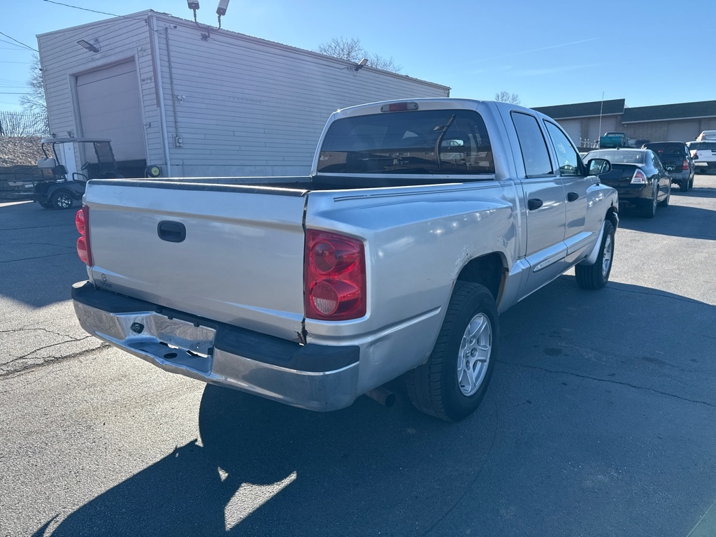 Dodge Dakota SLT Quad Cab 4WD 2006