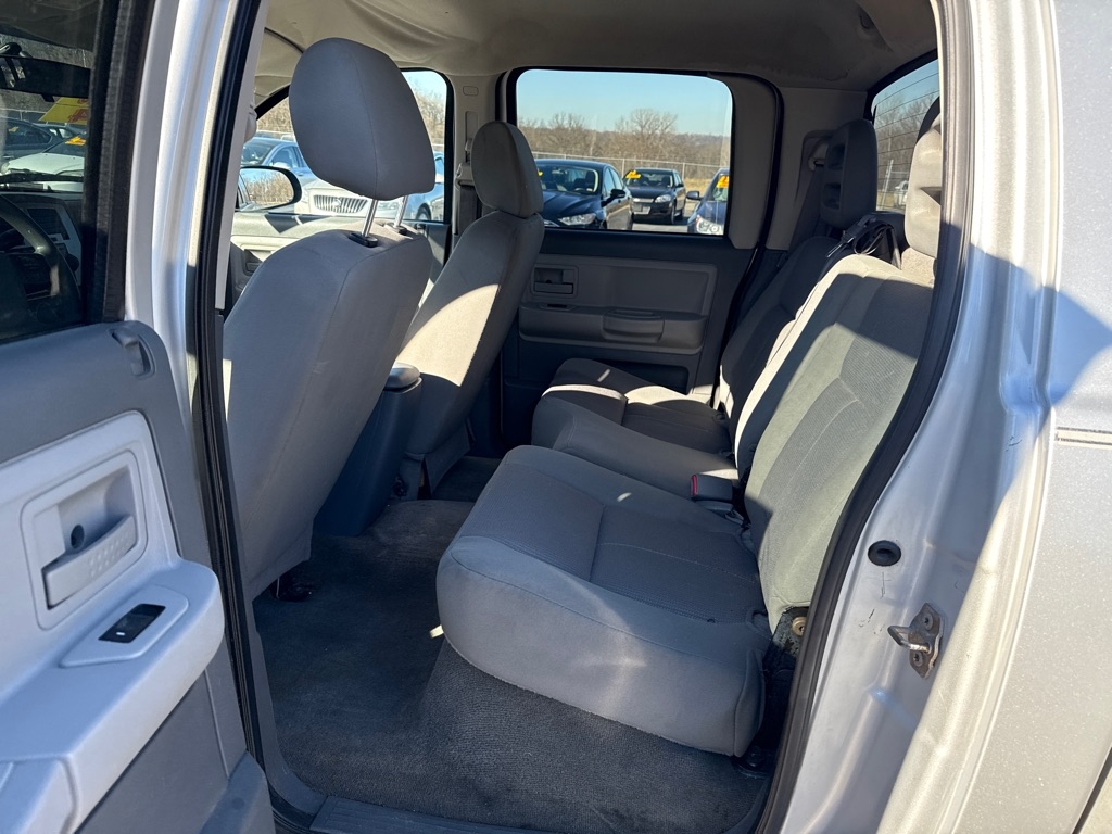 Dodge Dakota SLT Quad Cab 4WD 2006