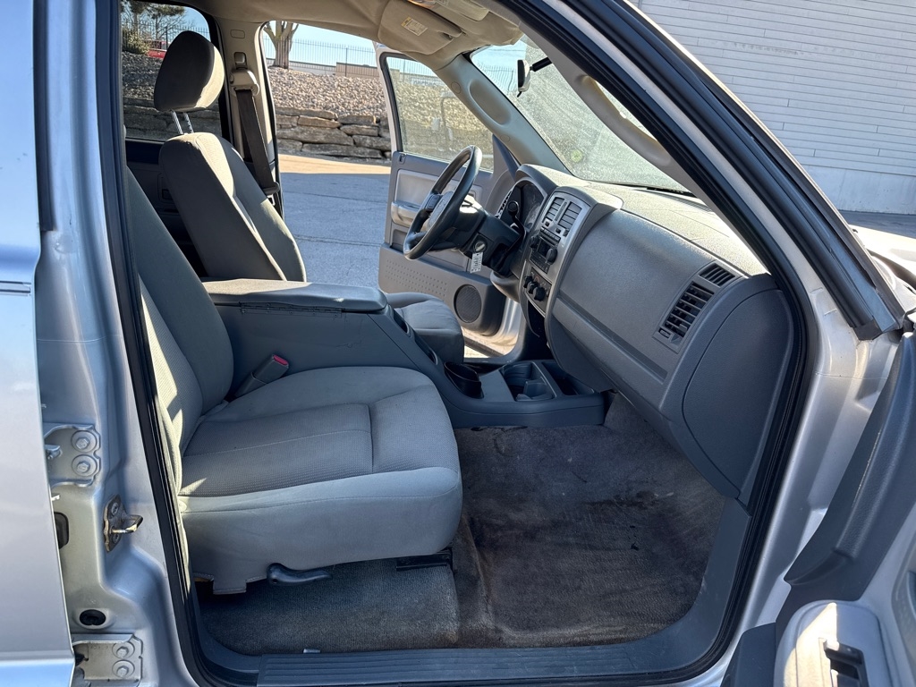 Dodge Dakota SLT Quad Cab 4WD 2006