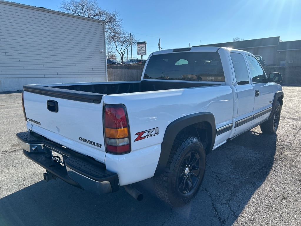 Chevrolet Silverado 1500 Ext. Cab Short Bed 4WD 2001