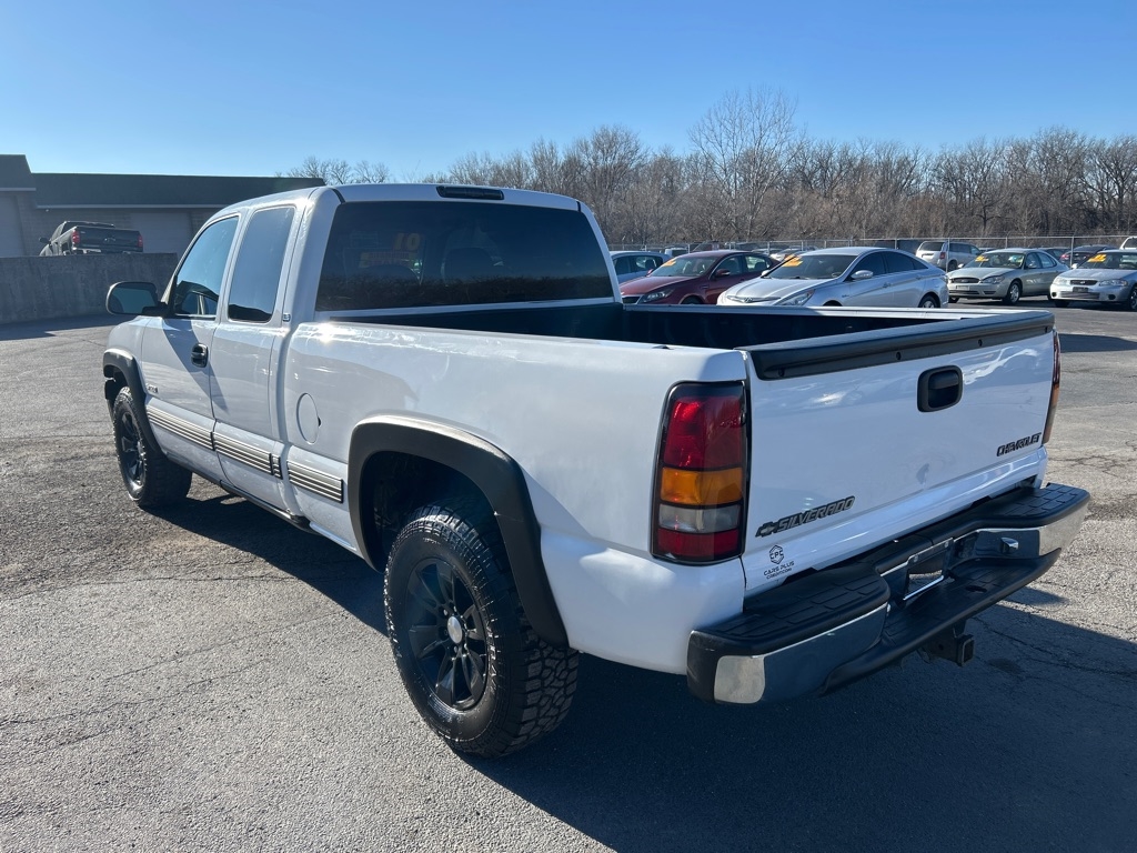 Chevrolet Silverado 1500 Ext. Cab Short Bed 4WD 2001