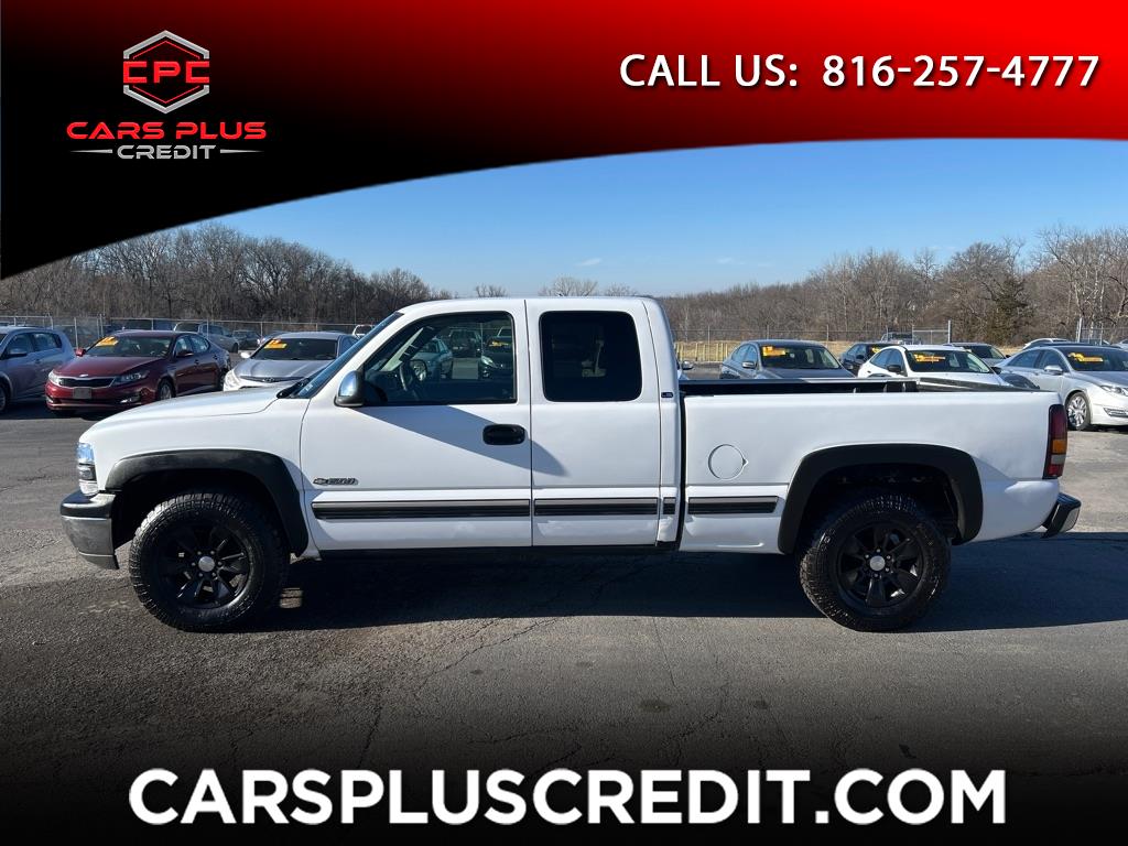 2001 Chevrolet Silverado 1500 Ext. Cab Short Bed 4WD