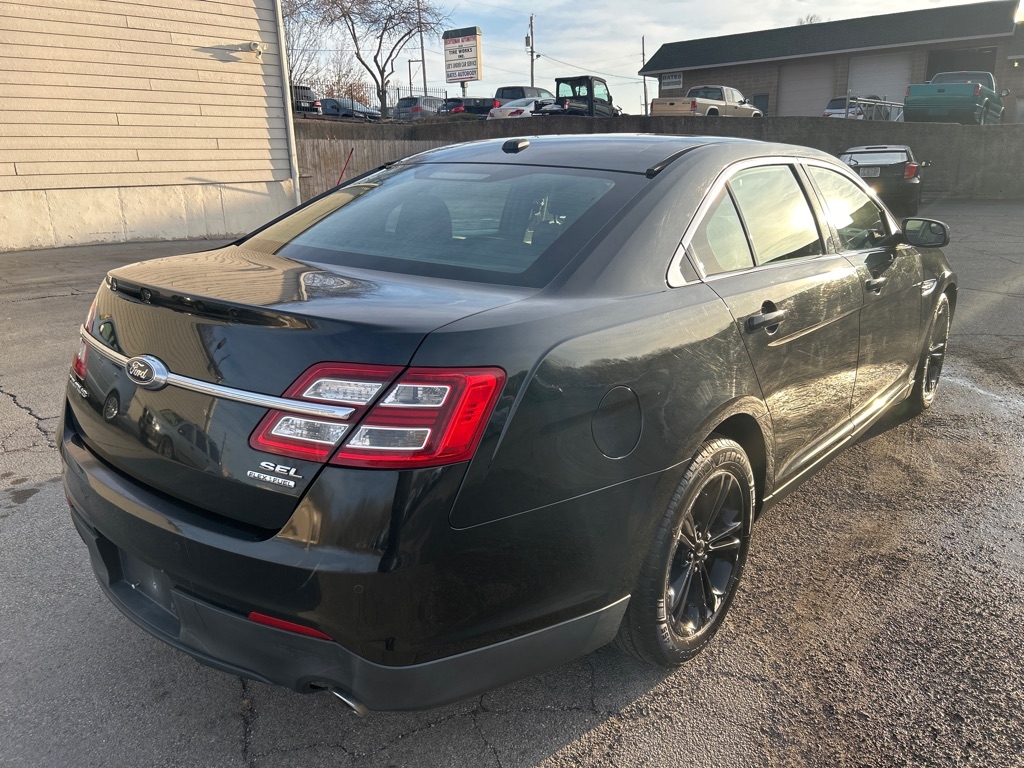 Ford Taurus SEL FWD 2014
