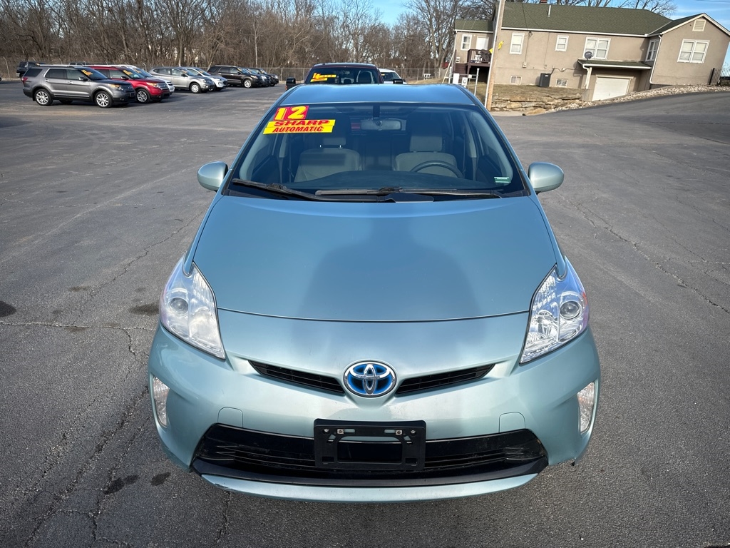 Toyota Prius Prius V 2012