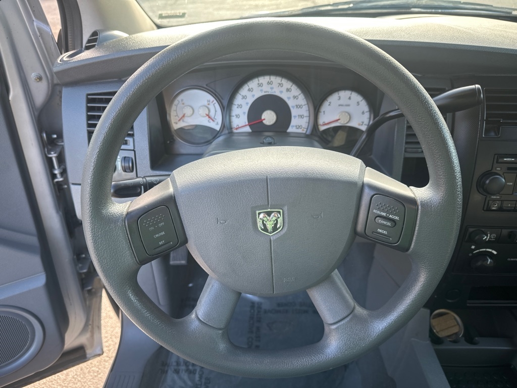 Dodge Durango SXT 2WD 2006