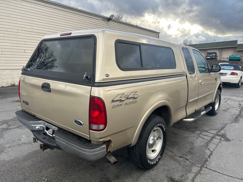 Ford F-150 WS SuperCab Short Bed 4WD 2000